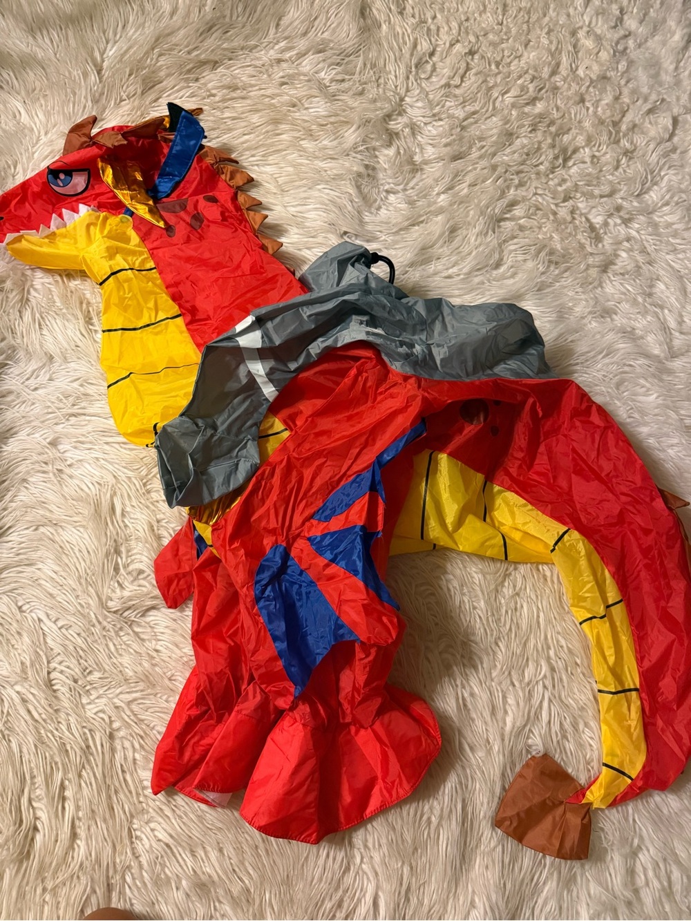 Kids ride on inflatable dragon costume (E5)